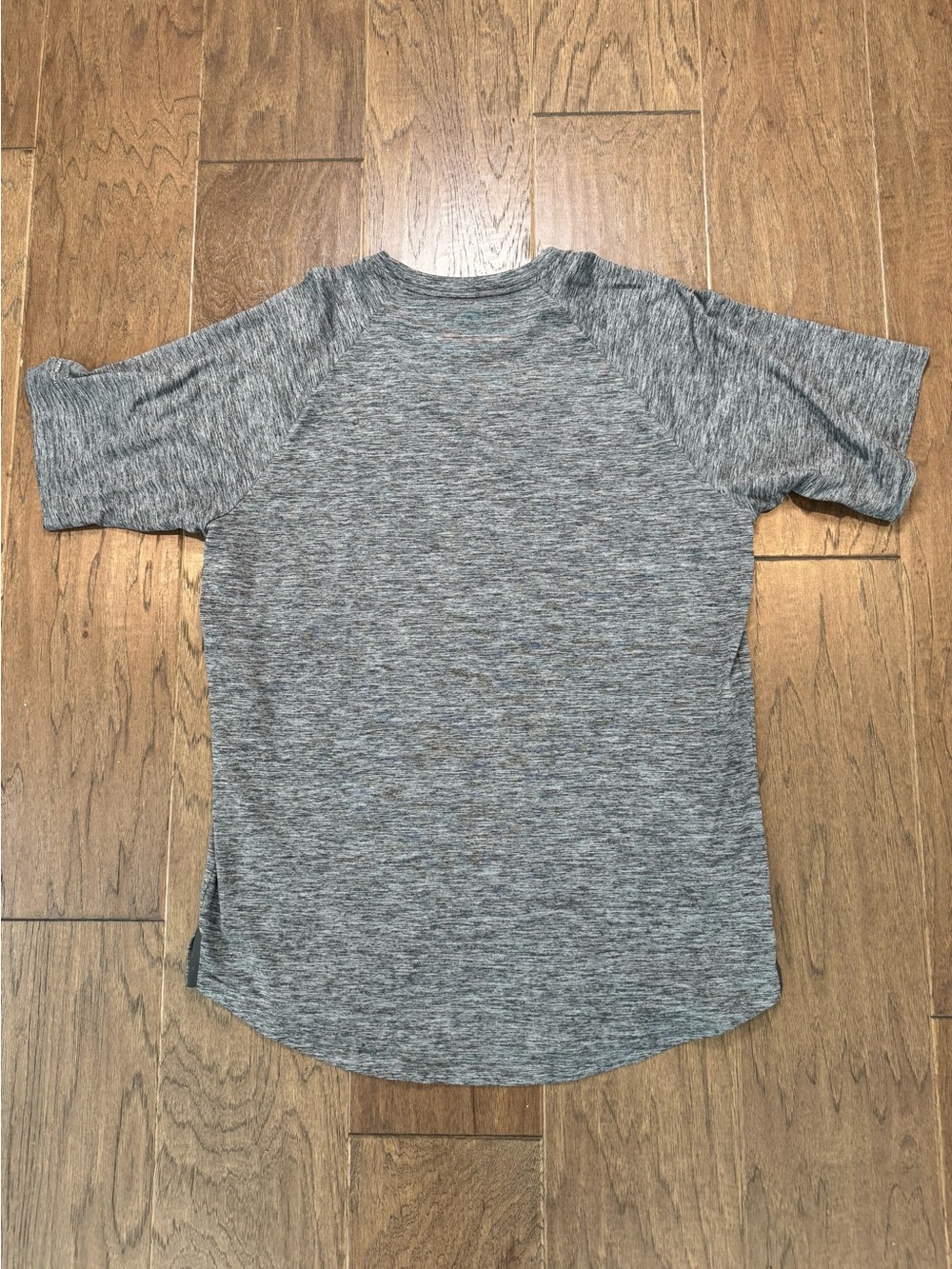 Columbia Men’s Gray Heather Short Sleeve Performance Tee - Picture 10 of 15